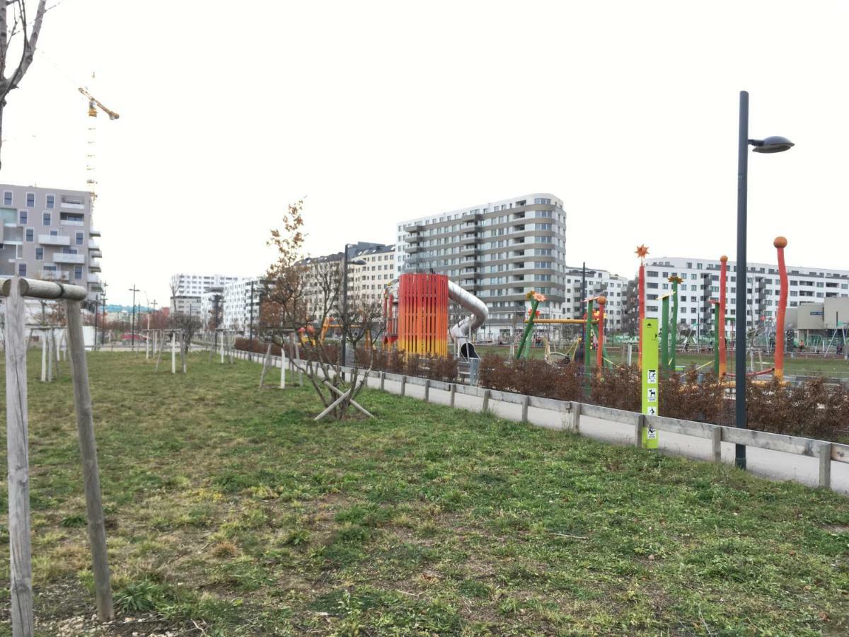 Ferienwohnung Am Hauptbahnhof Wien Exteriör bild